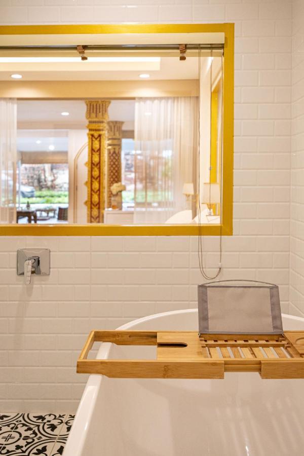 One Dhatu Ayutthaya Premium Homestay Exteriér fotografie